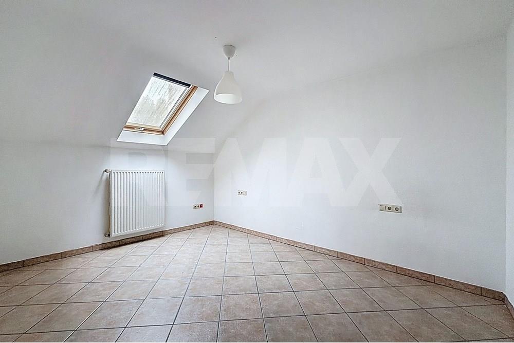Whole apartment building - For Sale - Tétange - Chambre2.jpg - 280371001-39