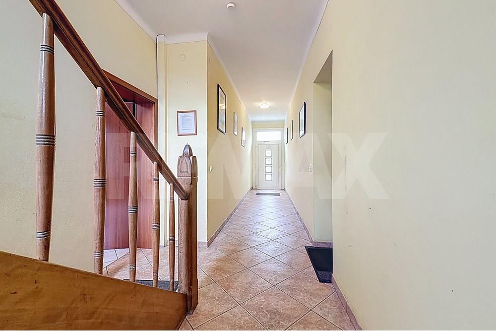 Whole apartment building - For Sale - Tétange - Hall1.jpg - 280371001-39