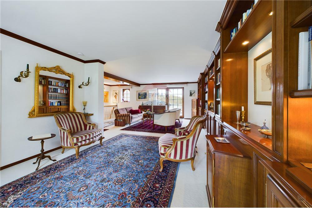 Maison - A vendre - Untereisenbach - RE/MAX Premium, vous propose cette belle demeure à vendre à Obereisenbach  - 280071126-31