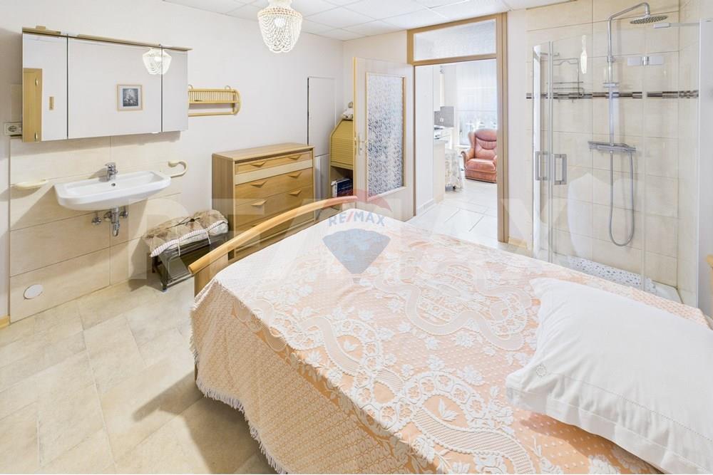 Maison - A vendre - Esch-Sur-Alzette - CAM02933G0-PR0232-STILL007.jpg - 280171079-6