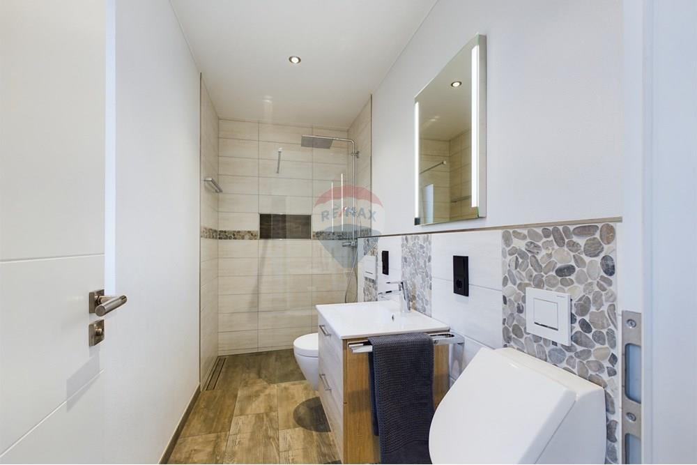 Rezidential - Case/Vile - zFOREIGN PROPERTIES - LU - CAM01380G0-PR0132-STILL002.jpg - 280191011-332