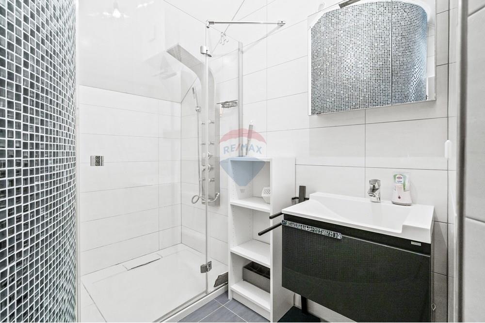 Appartement - A vendre - Esch-Sur-Alzette - DSC05813.jpg - 280221042-48