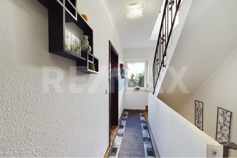 Maison mitoyenne - A vendre - Dudelange - CAM02933G0-PR0159-STILL013.jpg - 280171080-2