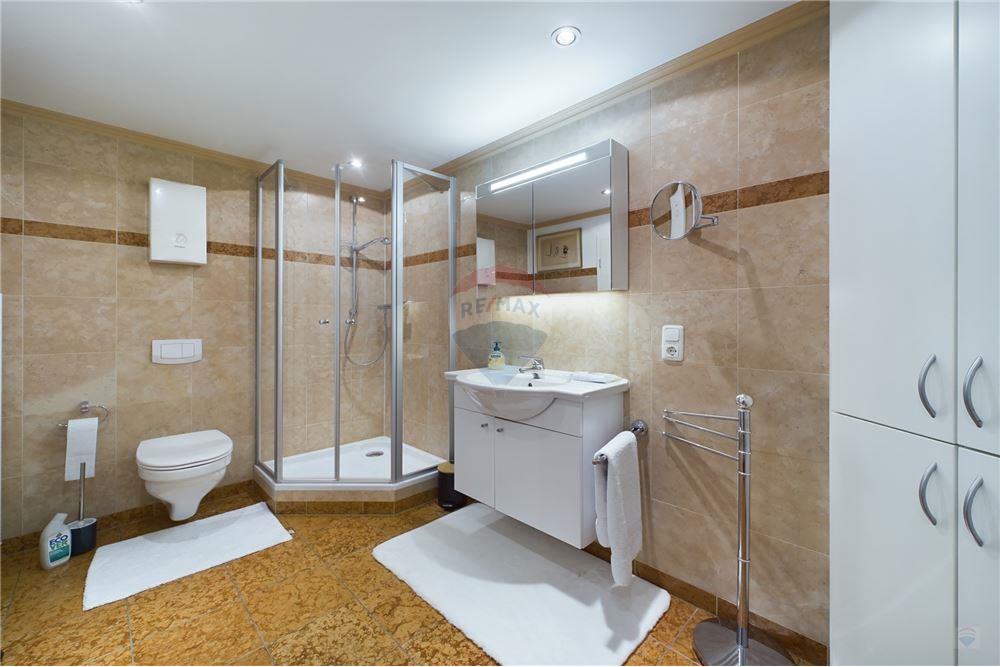 Maison - A vendre - Untereisenbach - RE/MAX Premium, vous propose cette belle demeure à vendre à Obereisenbach  - 280071126-31