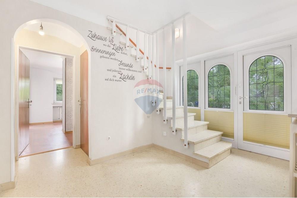 Detached house/villa - For Sale - Moutfort - 10-web-or-mls-P1474629.jpg - 280221040-13