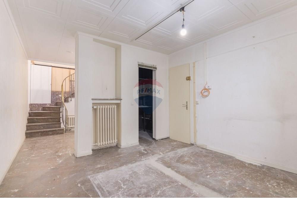 Commercial/vente au détail - A louer - Luxembourg - 18-web-or-mls-P1474206.jpg - 280221043-252