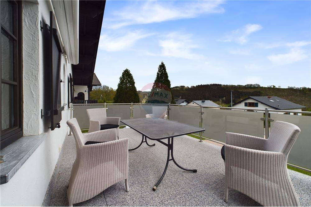 Maison - A vendre - Untereisenbach - RE/MAX Premium, vous propose cette belle demeure à vendre à Obereisenbach  - 280071126-31