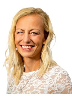 Radka Jančárová - RE/MAX G8 Reality 2