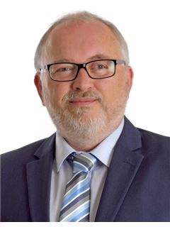 Jiří Jeníkovský - RE/MAX G8 Reality 6
