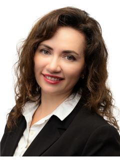 Olesya Shmidt - RE/MAX Partner