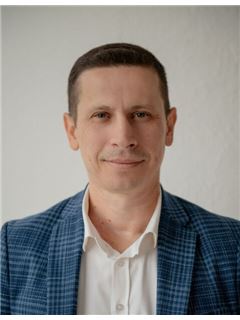 Oleksandr Dehtiarov - RE/MAX Lekvi