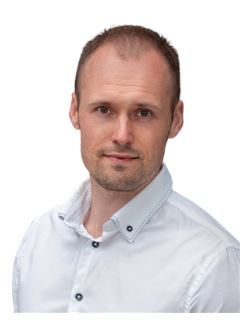 Radek Zeman - RE/MAX Magnum