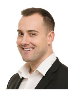 Michal Charvát - RE/MAX G8 Reality 5