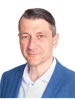 Daniel Skružný - RE/MAX G8 Reality