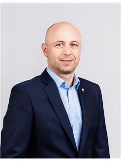 Jan Humhal - RE/MAX Alfa