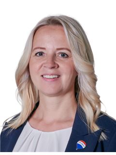 Veronika Doláková - RE/MAX Partner