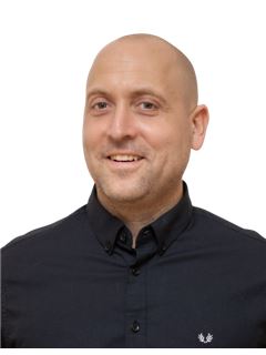 Štěpán Janda - RE/MAX G8 Reality 6