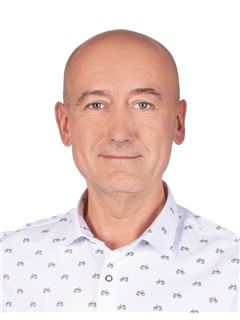 Milan Bílý - RE/MAX G8 Reality 2