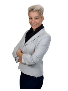 Veronika Bartošová - RE/MAX G8 Reality 2