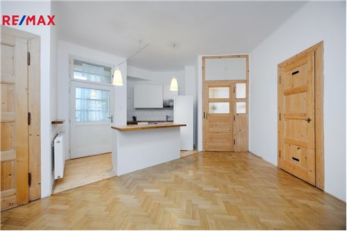 Residential - Condo/Apartment - Prague 3, City of Prague - Czech Republic