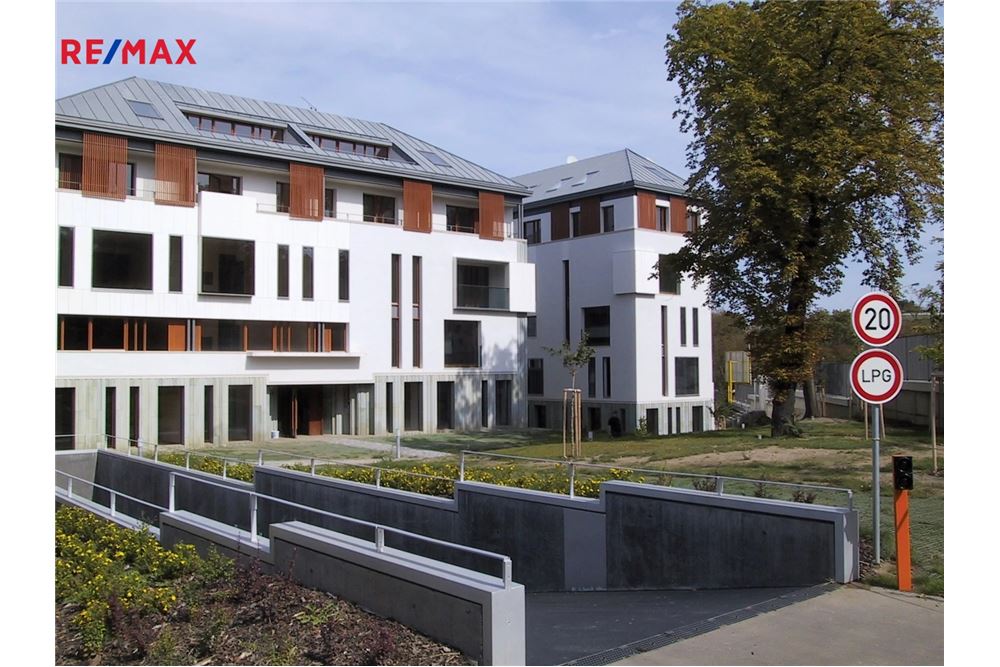 Residential - Condo/Apartment - Prague 6, City of Prague - Czech Republic - 1 - 29288138-77