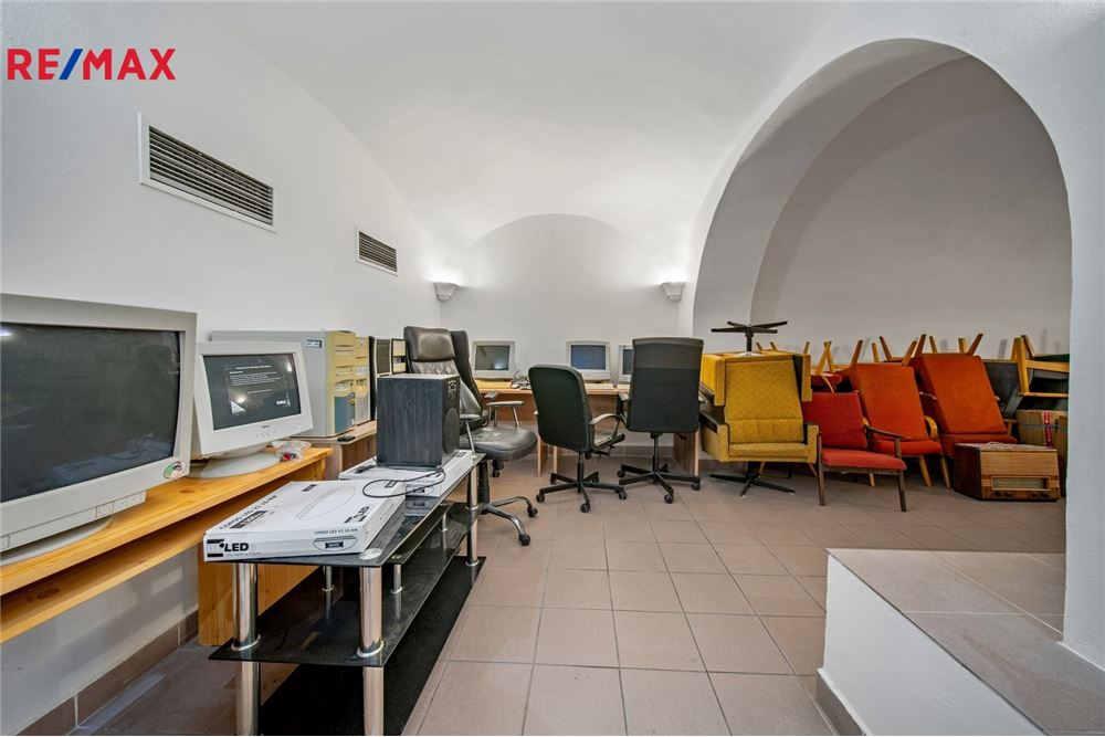 Komerciāli/Tirdzniecības - Lielveikals - Brno, Jihomoravský kraj - Czech Republic - 14 - 29247040-110