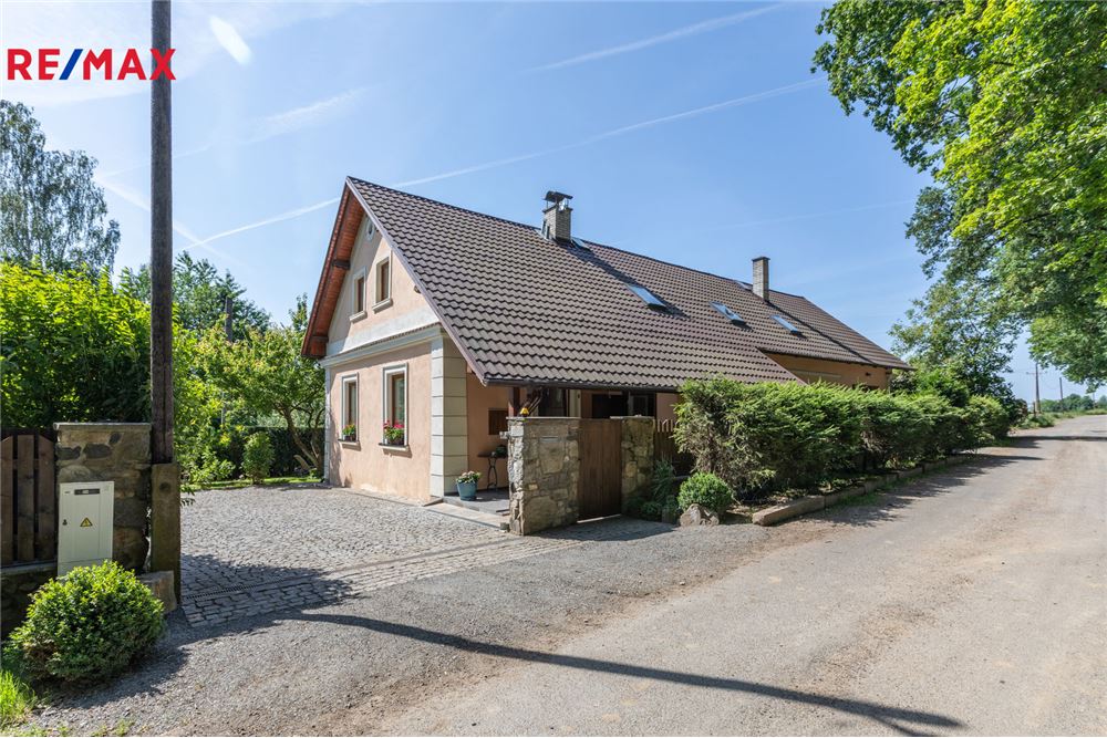 Prédio Habitacional - Casa - Bezděkov, Plzeňský kraj - Czech Republic - 1 - 29234029-324