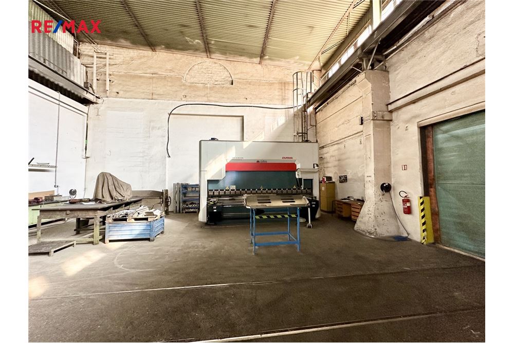 מסחרי - לתעשייה - Cheb, Karlovarský kraj - Czech Republic - 6 - 293441001-33