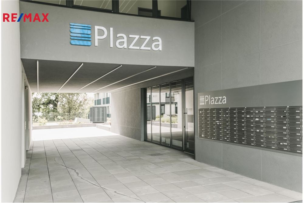 商业 - 车库 - Praha 8, hl. m. Praha - Czech Republic - 4 - 29288163-19