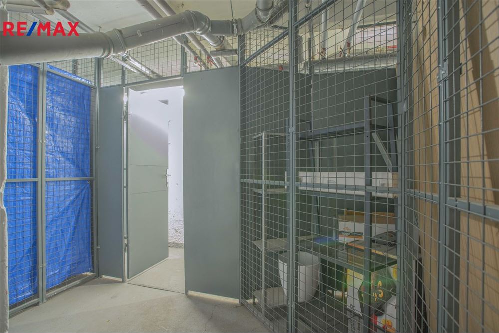 Commercial - Commercial/Retail - Prague 8, City of Prague - Czech Republic - 3 - 29288163-6