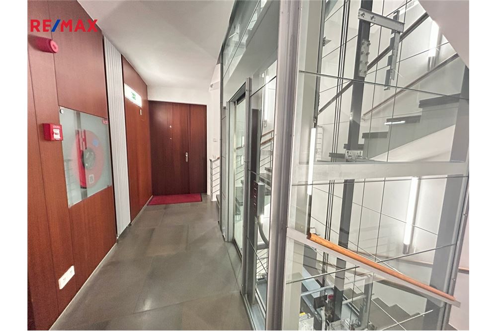 Residential - Condo/Apartment - Prague 6, City of Prague - Czech Republic - 27 - 29288138-77