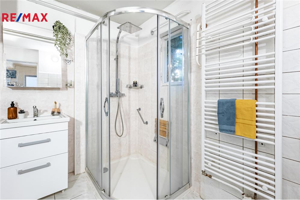 Prédio Habitacional - Casa - Úvaly, Středočeský kraj - Czech Republic - 11 - 29288148-31