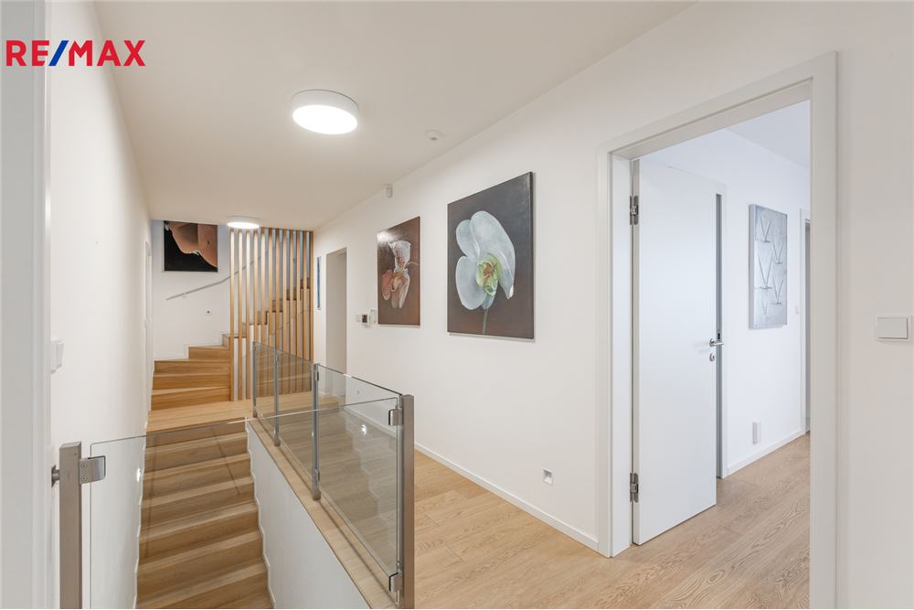 Residencial - Villa - Praha 6, hl. m. Praha - Czech Republic - 9 - 29234030-309