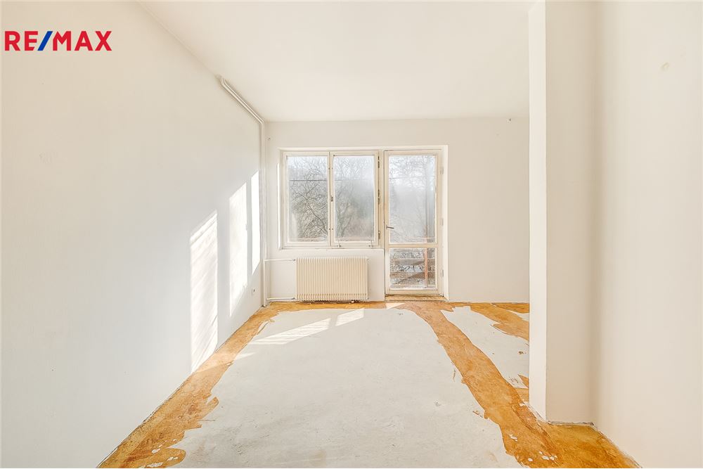 Residential - House - Okrouhlo, Stredocesky region - Czech Republic - 13 - 29288132-81