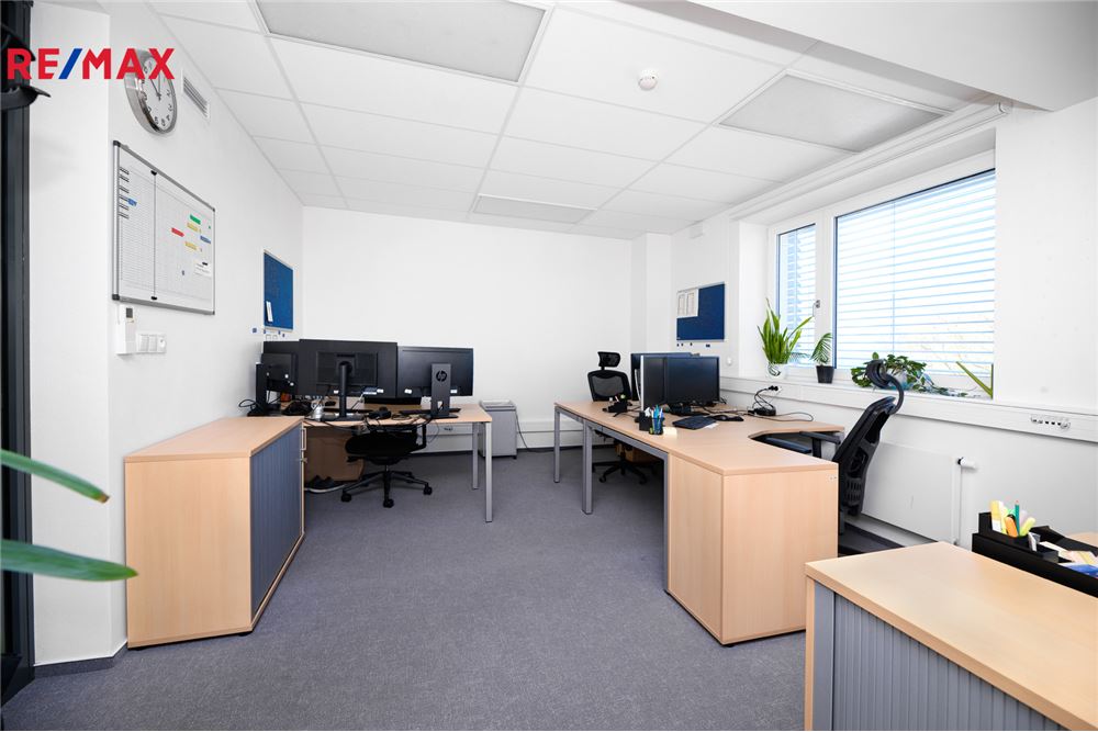 Commercial - Office Block - Mladá Boleslav, Stredocesky region - Czech Republic - 11 - 29288119-92