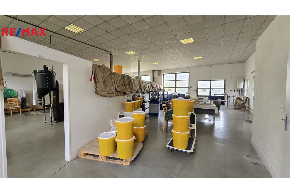 Surface commerciale - Centre commercial - Brno, Jihomoravský kraj - Czech Republic - 7 - 29288199-222