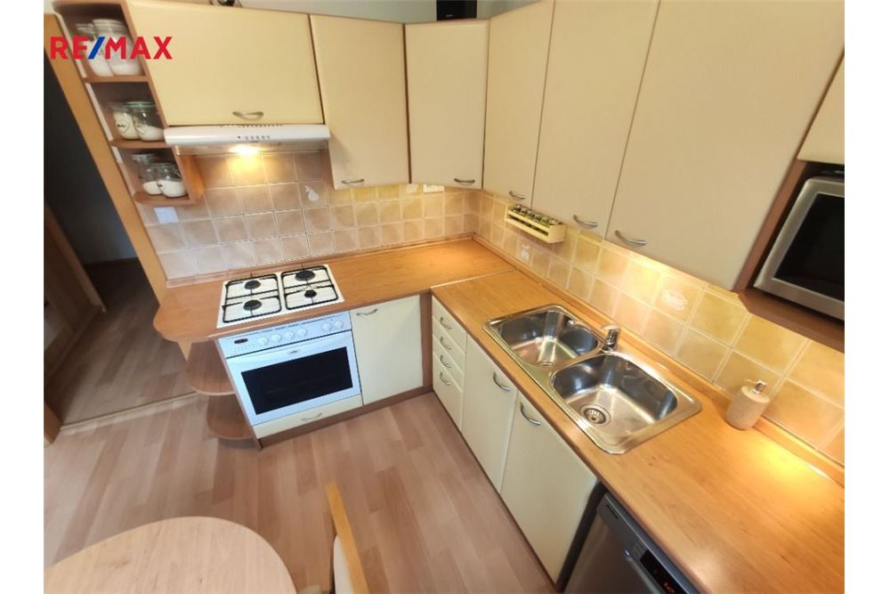 Residential - Condo/Apartment - Most, Ústí nad Labem region - Czech Republic - 7 - 29288026-211