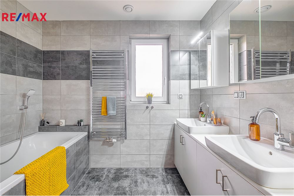 Residential - House - Kolín, Stredocesky region - Czech Republic - 9 - 29288082-160