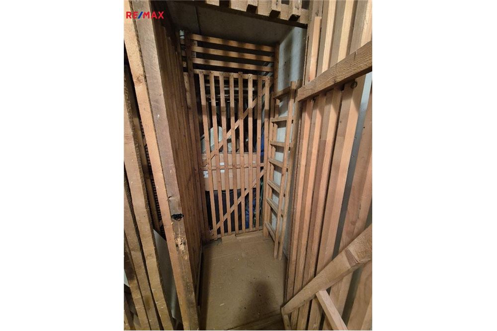 Residential - Condo/Apartment - Most, Ústí nad Labem region - Czech Republic - 14 - 29288026-217