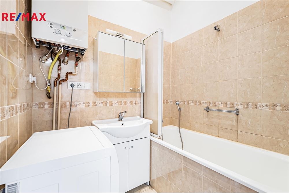 Residential - Condo/Apartment - Prague 2, City of Prague - Czech Republic - 9 - 29288067-87