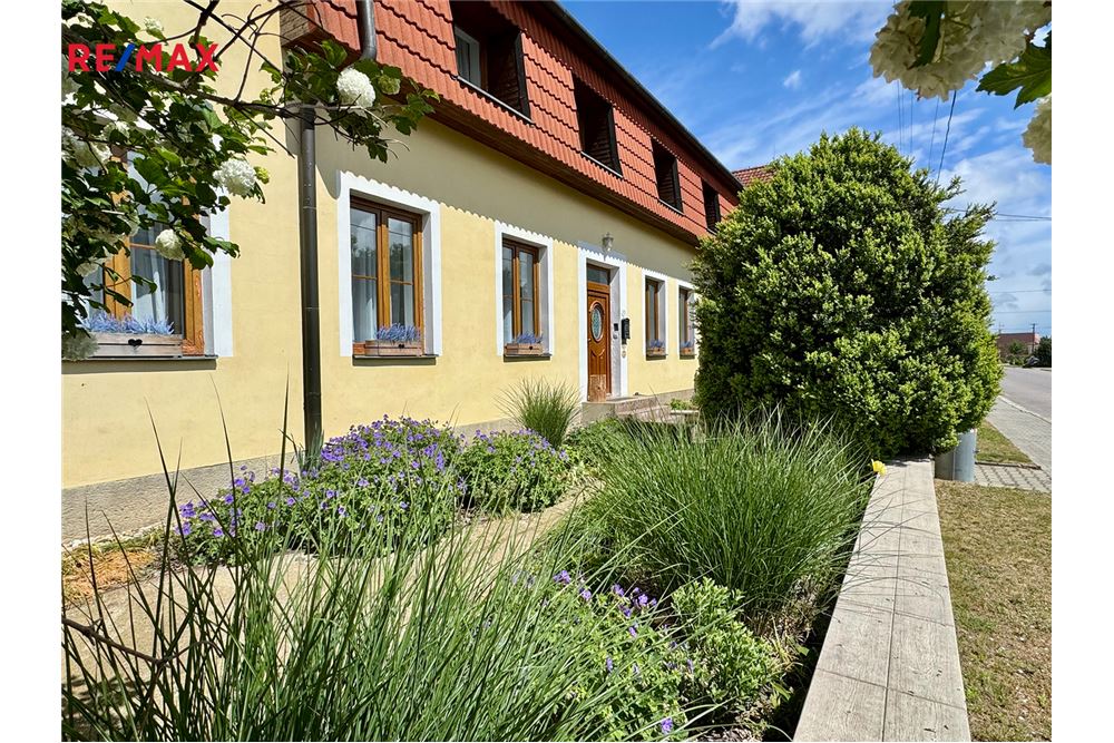 Residential - House - Zvěrkovice, Vysocina region - Czech Republic - 9 - 29229009-86