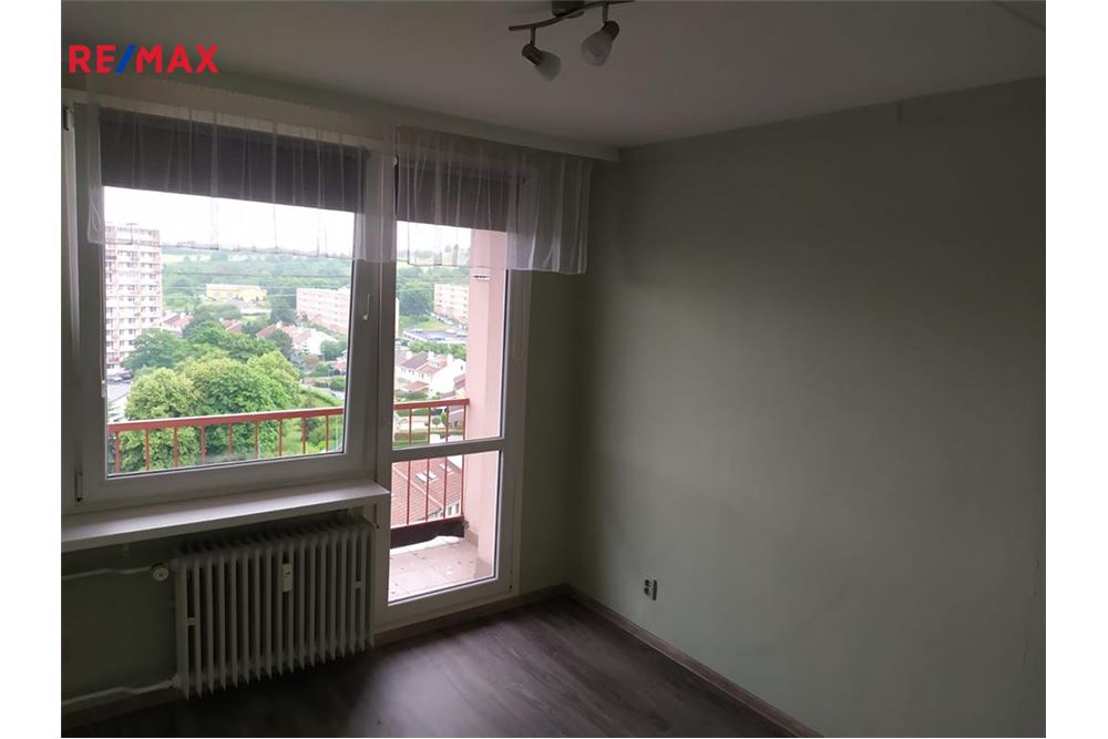 Prédio Habitacional - Apartamento - Most, Ústecký kraj - Czech Republic - 7 - 29234023-160