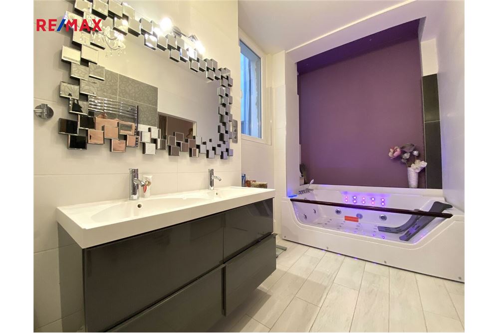 Wohnung - Wohnung - Praha 1, hl. m. Praha - Czech Republic - 9 - 29234019-805