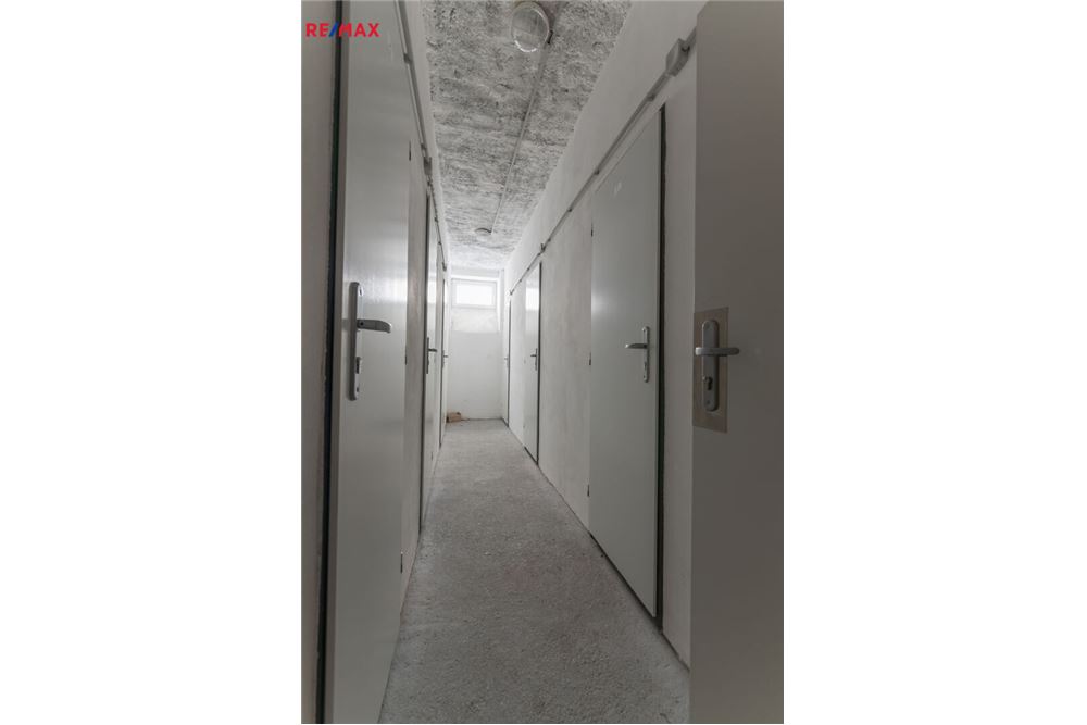 Residential - Condo/Apartment - Prague 10, City of Prague - Czech Republic - 13 - 29288138-79