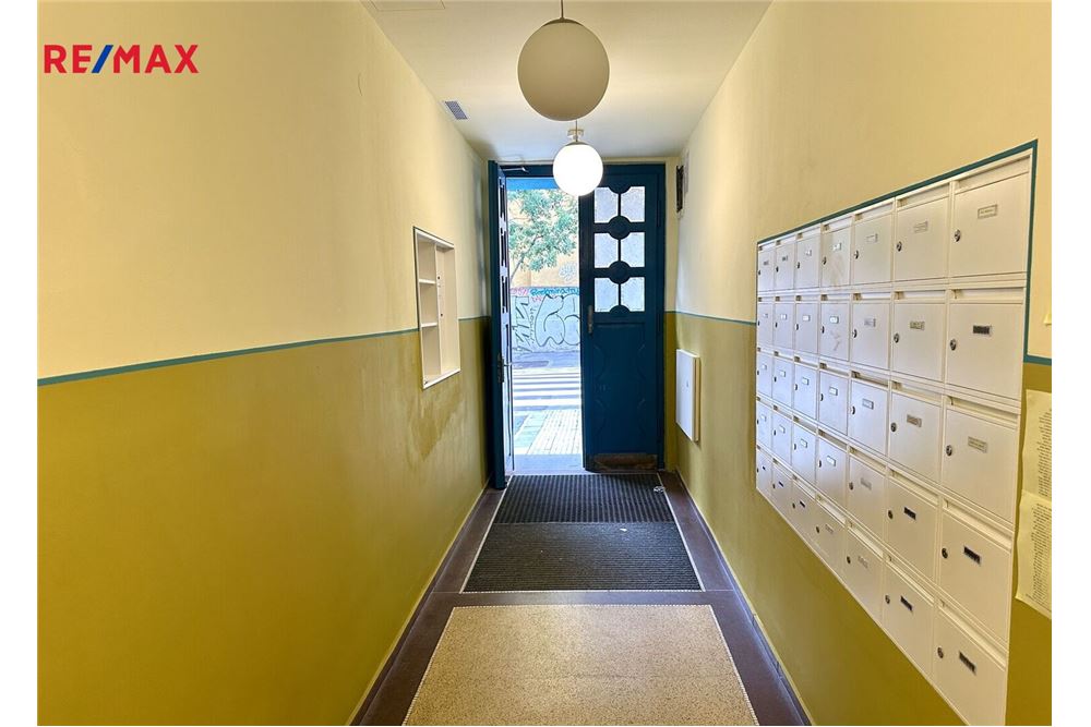 Residential - Condo/Apartment - Prague 3, City of Prague - Czech Republic - 15 - 29234019-808