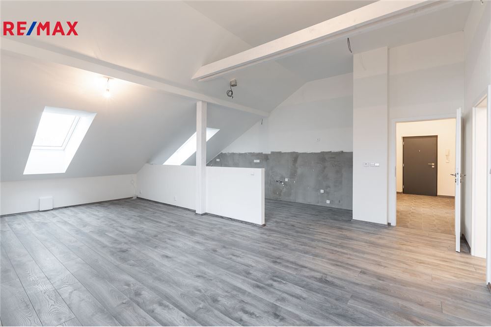 Residenziale - Appartamento - Svémyslice, Středočeský kraj - Czech Republic - 2 - 29234019-803