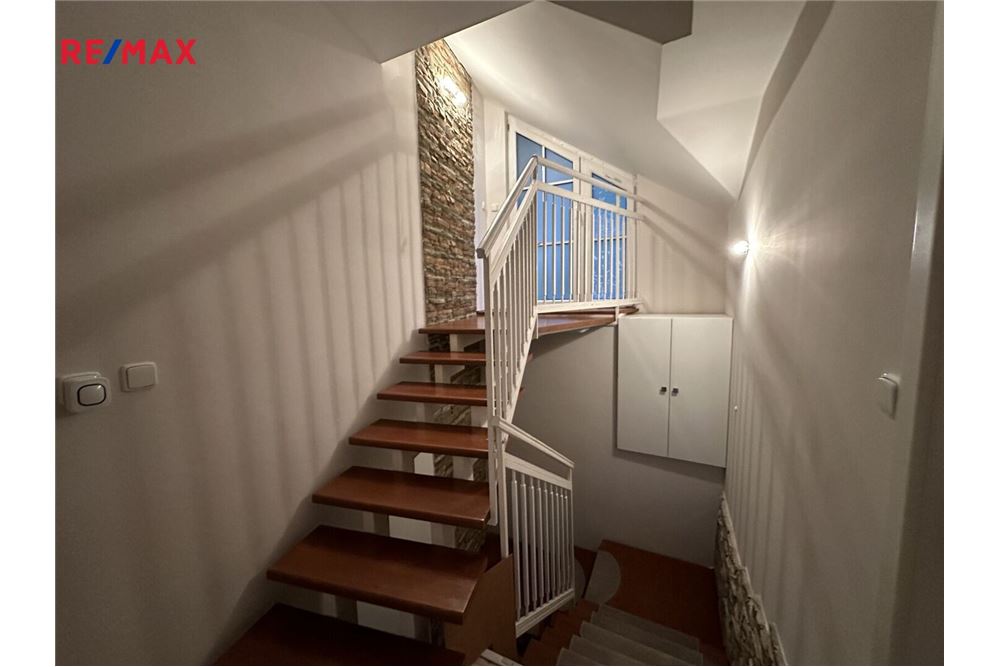 Residential - House - Třebíč, Vysocina region - Czech Republic - 8 - 29229012-120