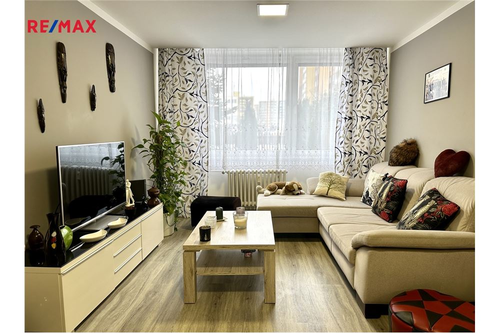 Wohnung - Wohnung - Praha 3, hl. m. Praha - Czech Republic - 1 - 29234019-802