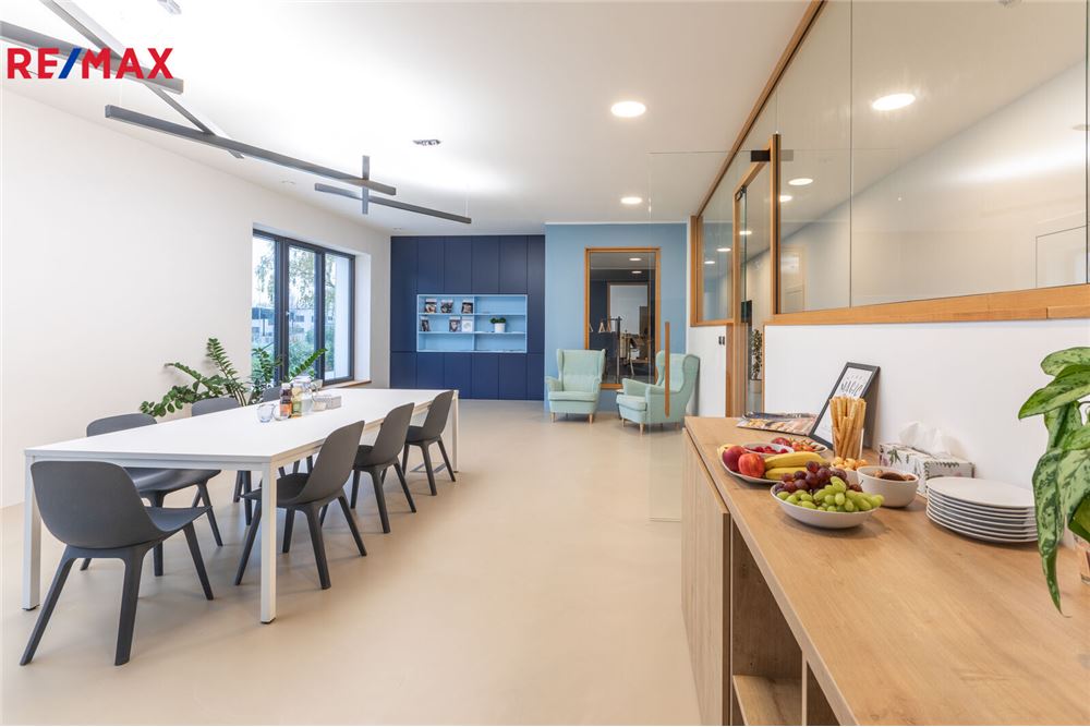 Comercial - Bloco de Escritórios - Milovice, Středočeský kraj - Czech Republic - 3 - 29234030-307