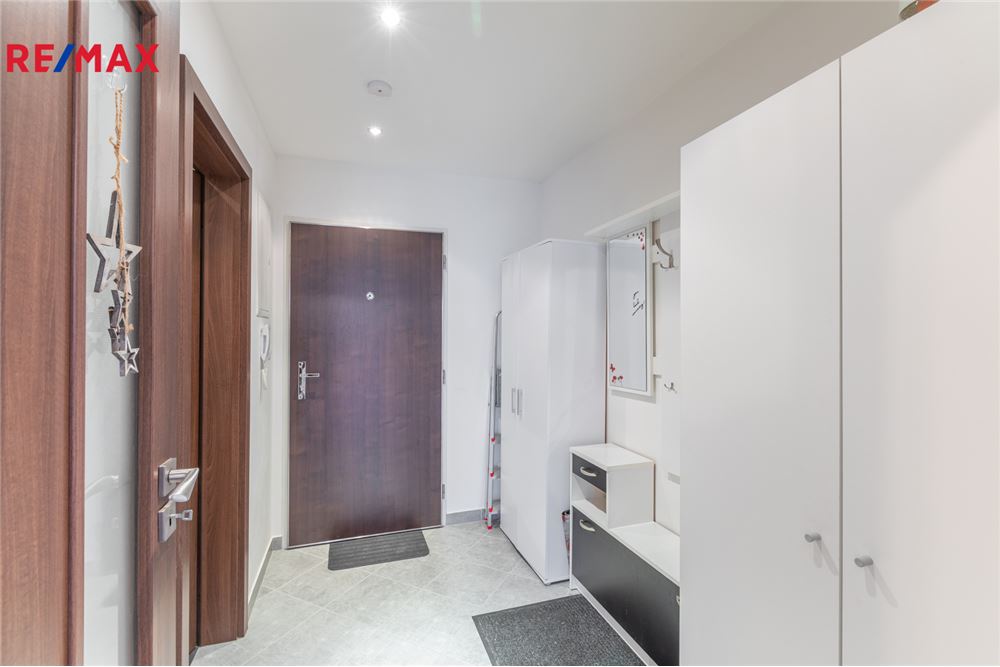 Residencial - Piso - Praha 9, hl. m. Praha - Czech Republic - 5 - 29234030-321